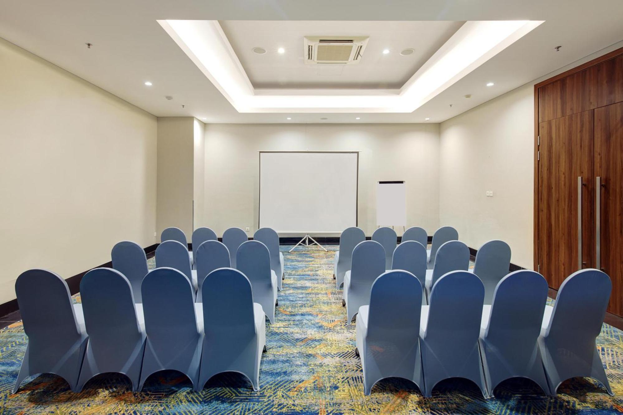 Aston Inn Pantai Losari Makassar Luaran gambar